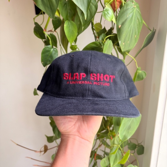 RARE Vintage SLAPSHOT A UNIVERSAL PICTURE Movie Promo hat black red strapback - Picture 8 of 8